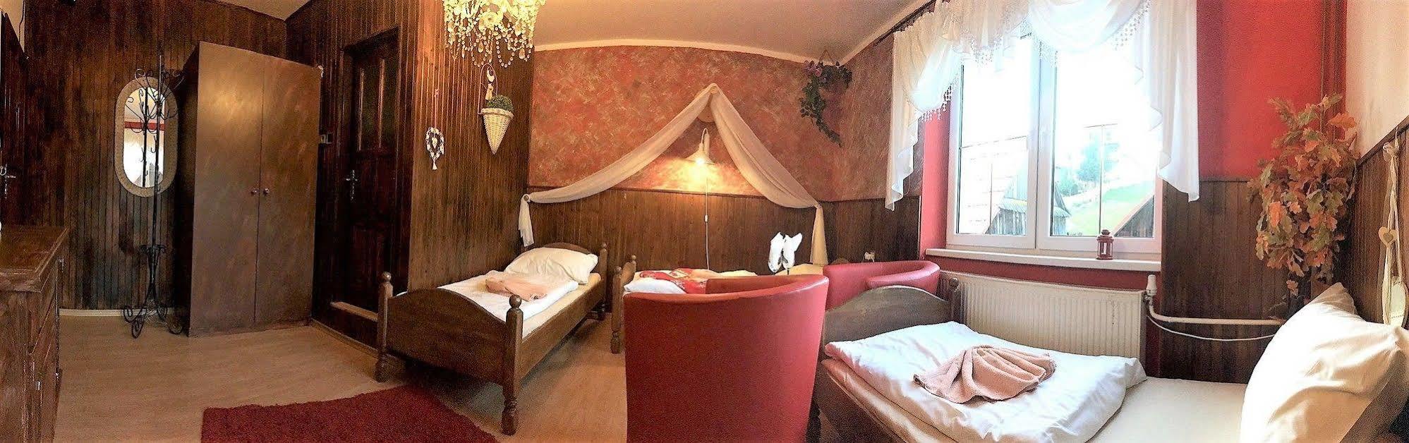 Penzion Silon Sebesér Kültér fotó